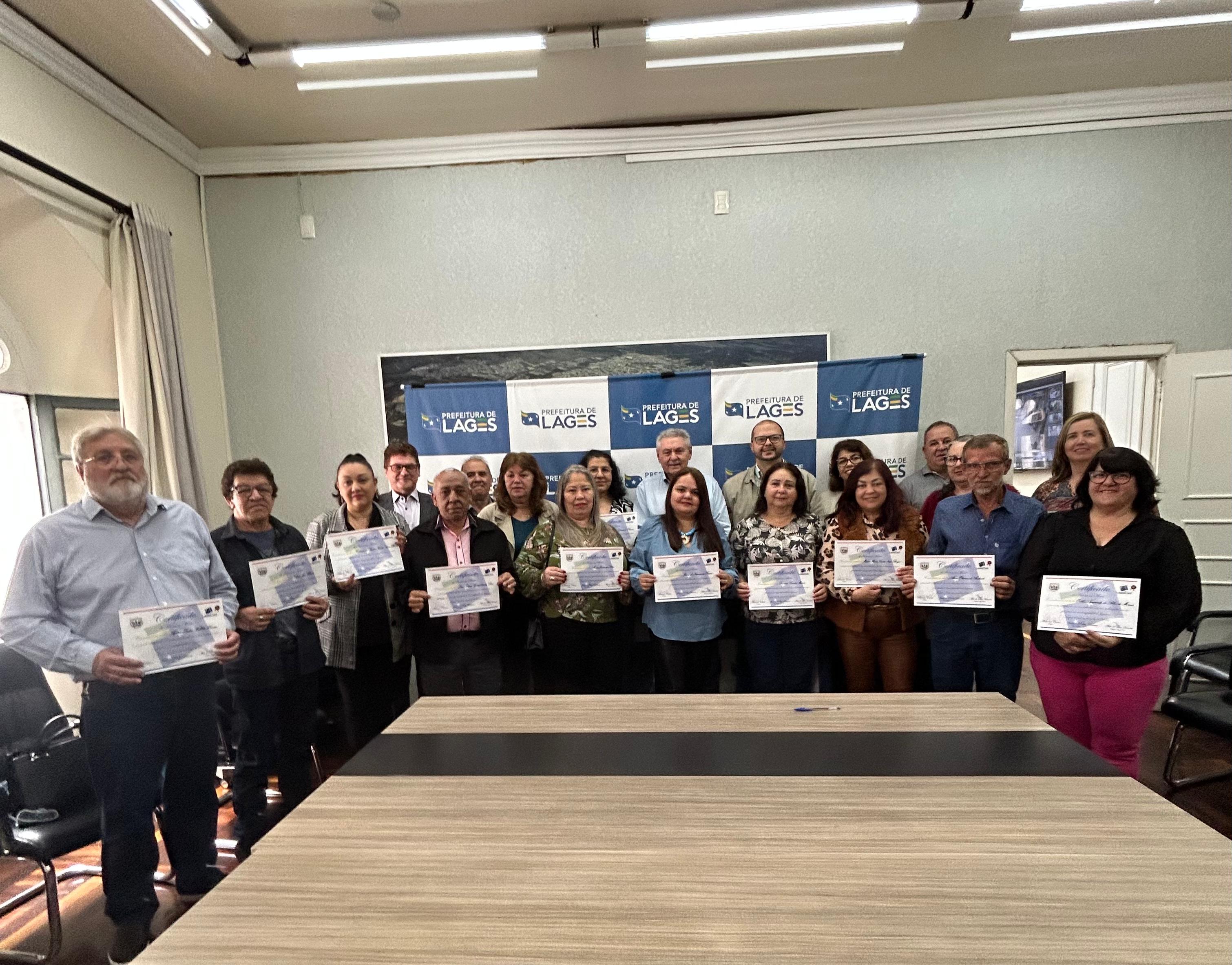 Homenagem servidores aposentados maio a setembro de 2024